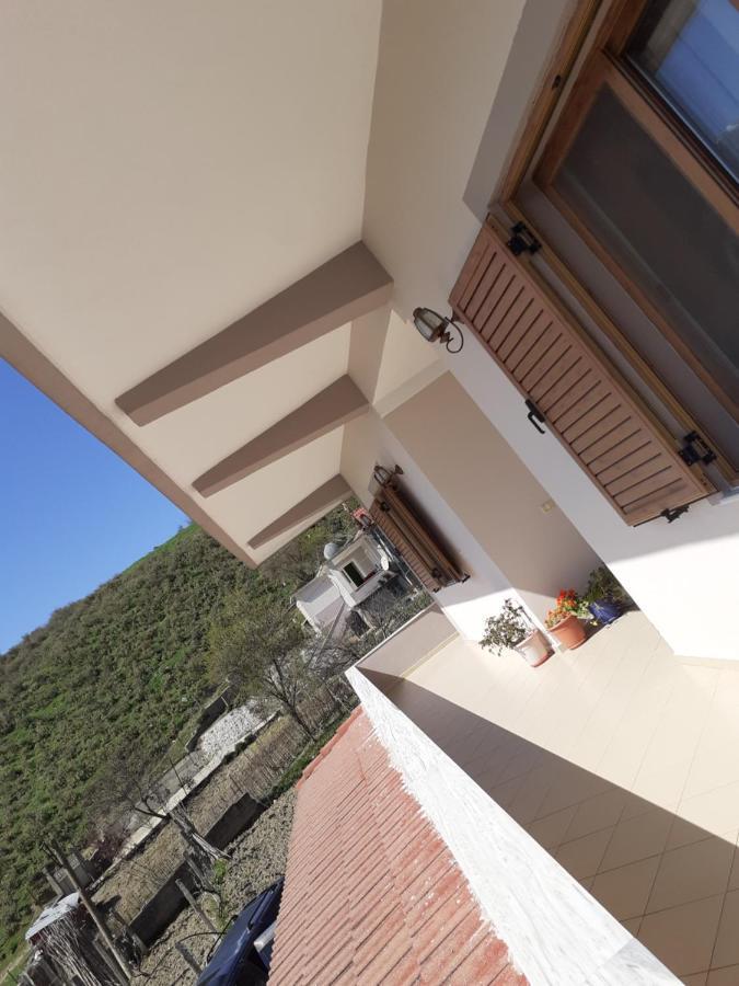Kanushi House จีโรคาสเตอร์ ภายนอก รูปภาพ
